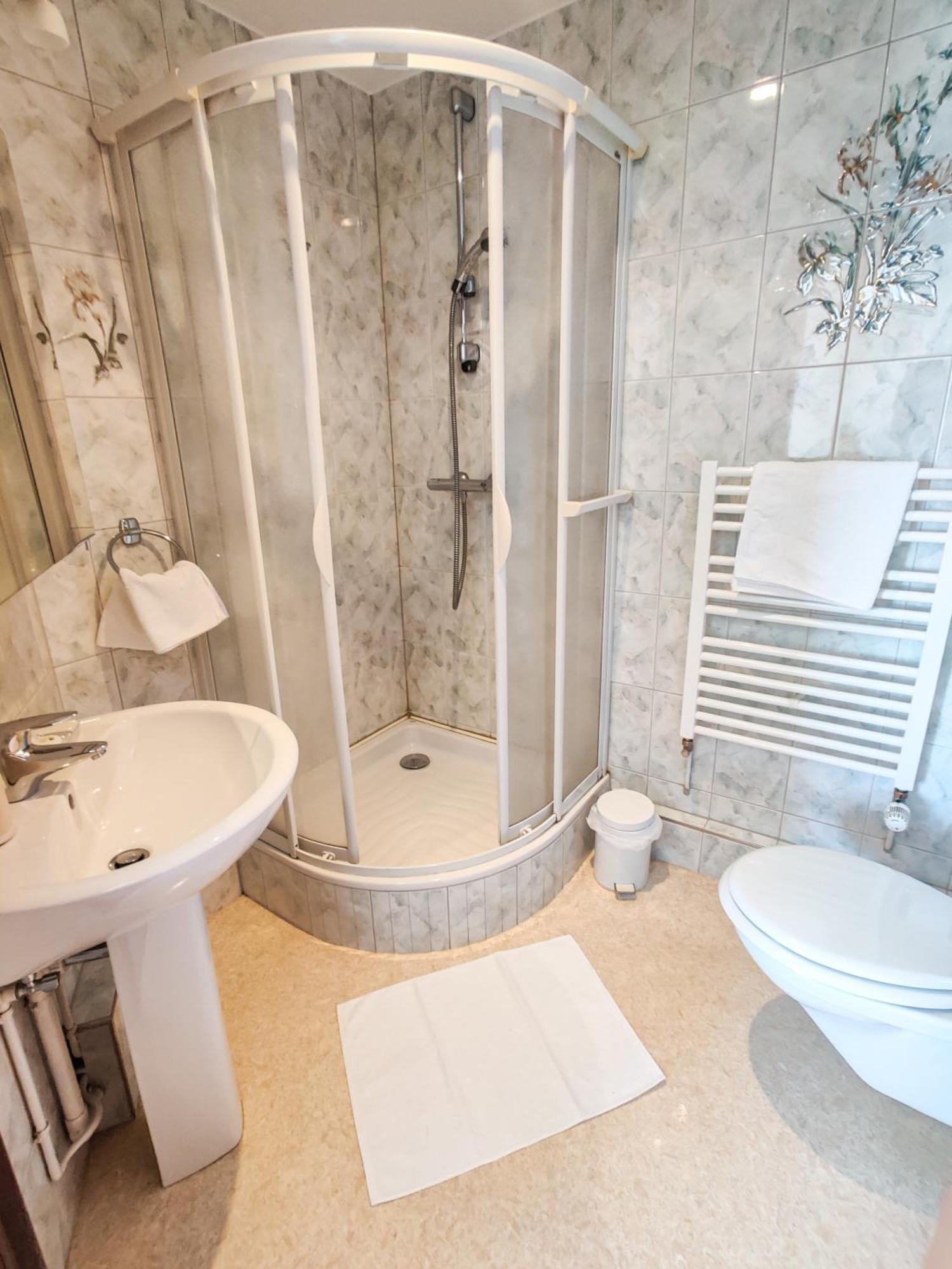 Hotel Restaurant Roess Hohrod Экстерьер фото