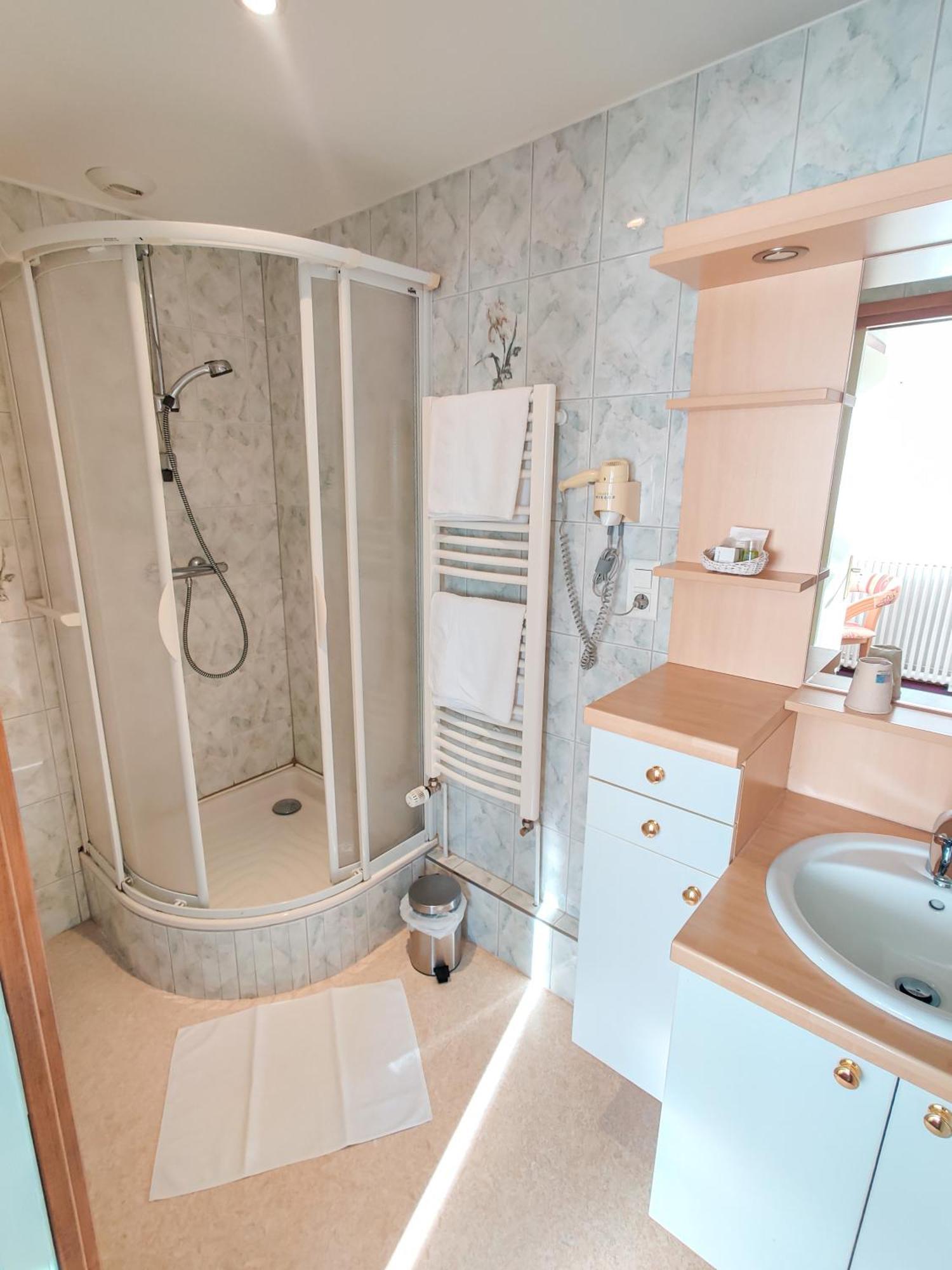 Hotel Restaurant Roess Hohrod Экстерьер фото